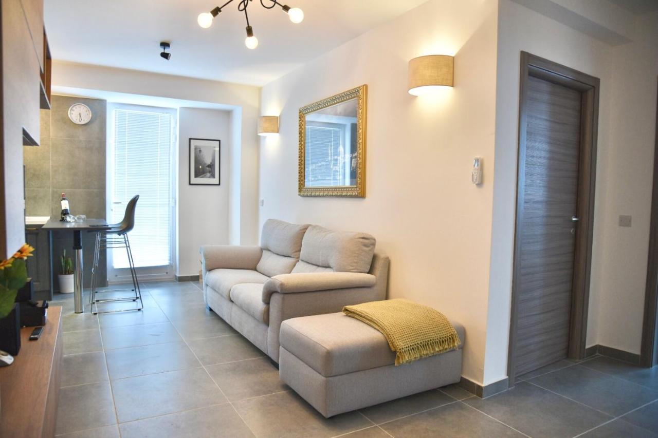 Bright & Modern 2-Bedroom, 4Th Floor Apartment In Gzira, Malta Kültér fotó