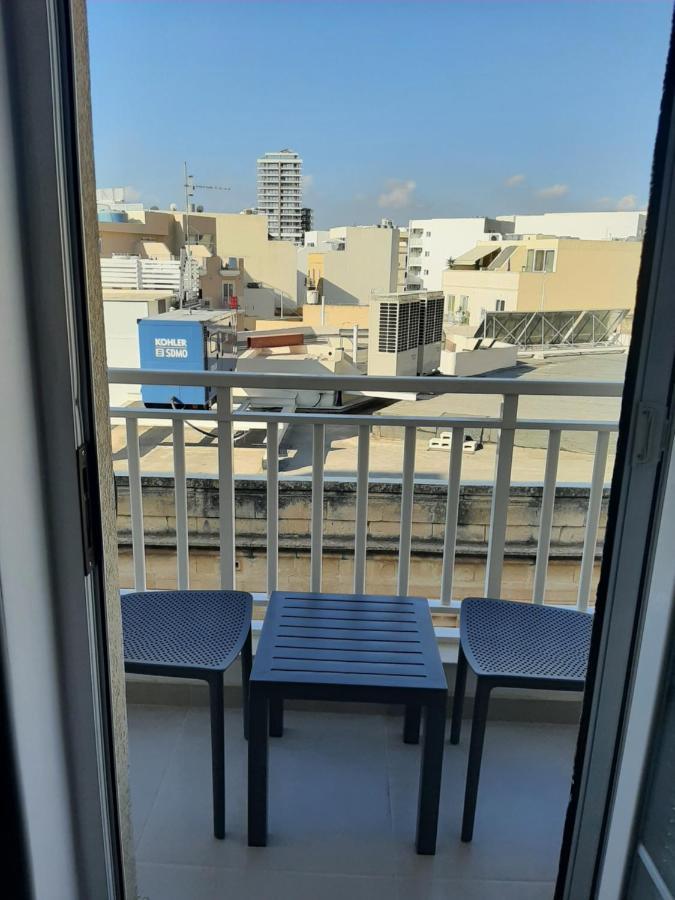 Bright & Modern 2-Bedroom, 4Th Floor Apartment In Gzira, Malta Kültér fotó